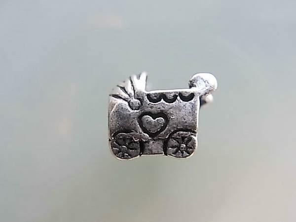 Perle (finte): Metallperle Kinderwagen mit grossem Loch – Nuovo (secondo la descrizione) da Alpnachstad venduto da perlengaby