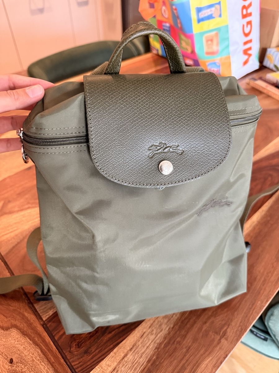 Longchamp Rucksäcke: Longchamp Le Pliage Rucksack Olivgrün – Neu (gemäss Beschreibung) aus Volketswil von habibeoez