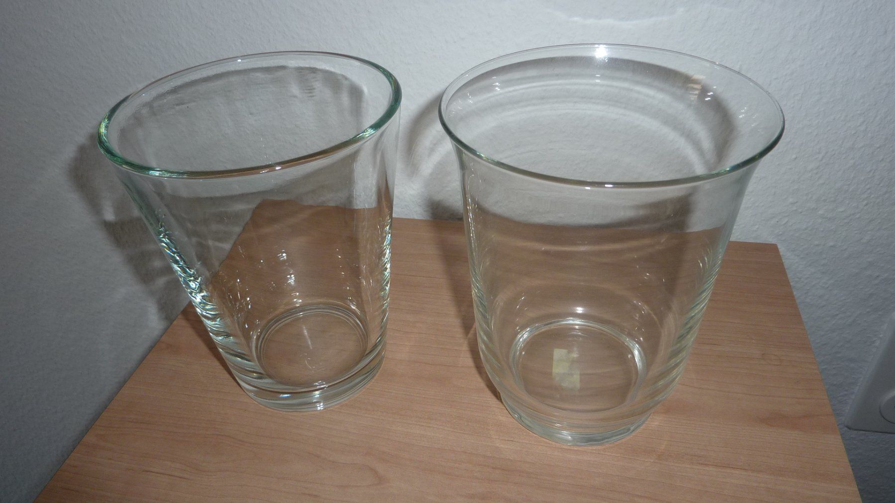Vasi & Recipienti: 2 neue glas vase – Nuovo (secondo la descrizione) da Füllinsdorf venduto da pmarkus 1