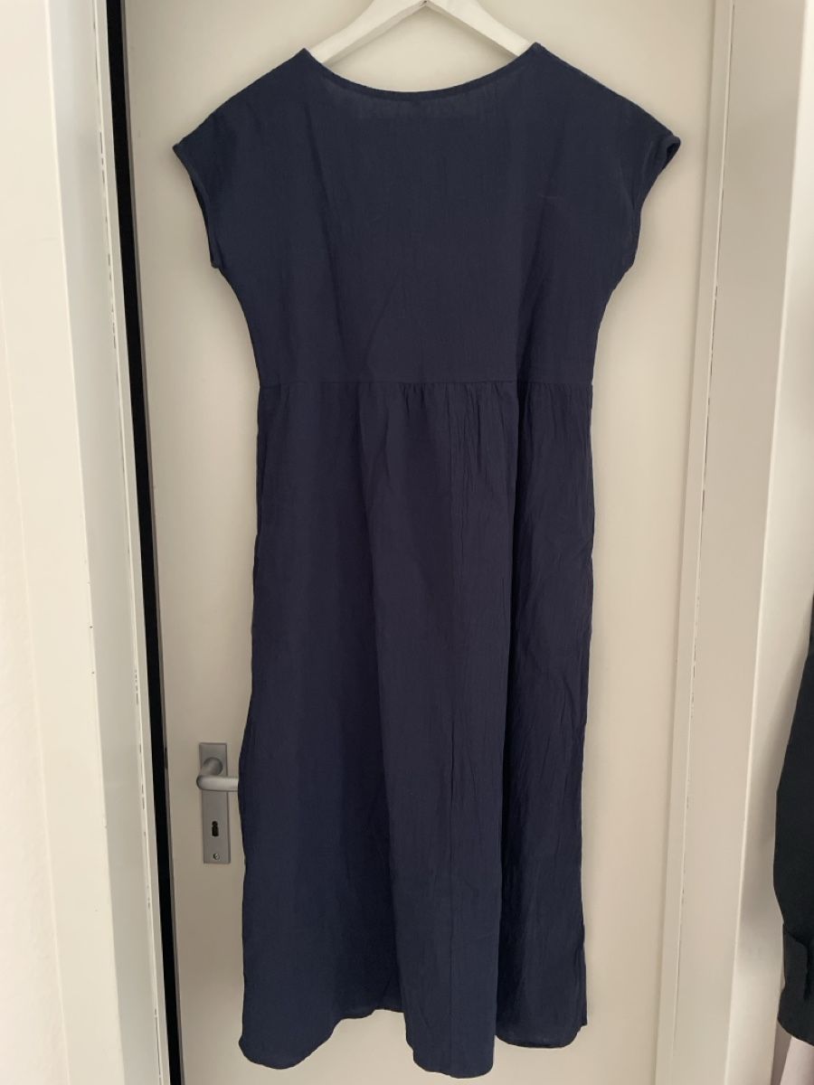 Kleider: dunkelblaues Kleid – Gebraucht aus Zürich von joa_7xds 1