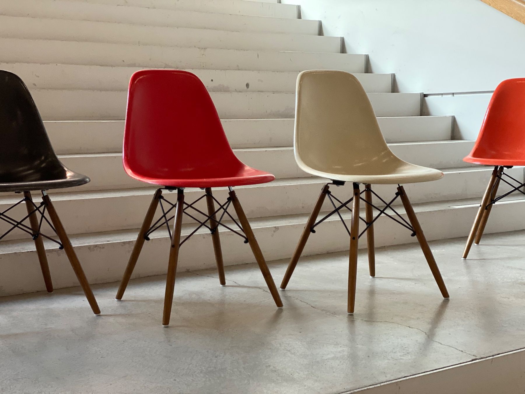 Herman Miller Stühle: Eames Herman Miller Parchment – Gebraucht aus Thalwil von Catha10 4