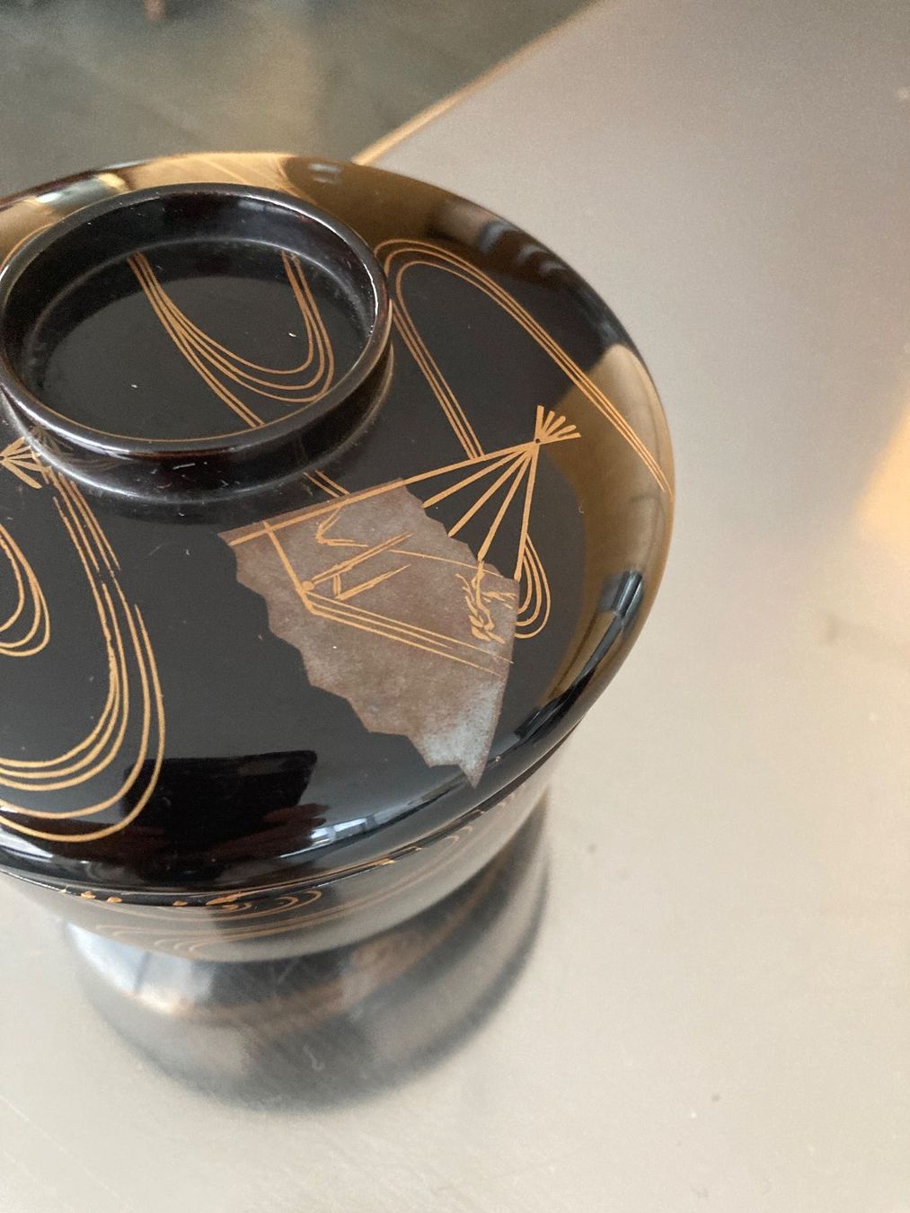 Ciotole: Wunderbare alte Lackschale mit Deckel, Lackdose, Japan – Usato da Zürich venduto da kostbares 2