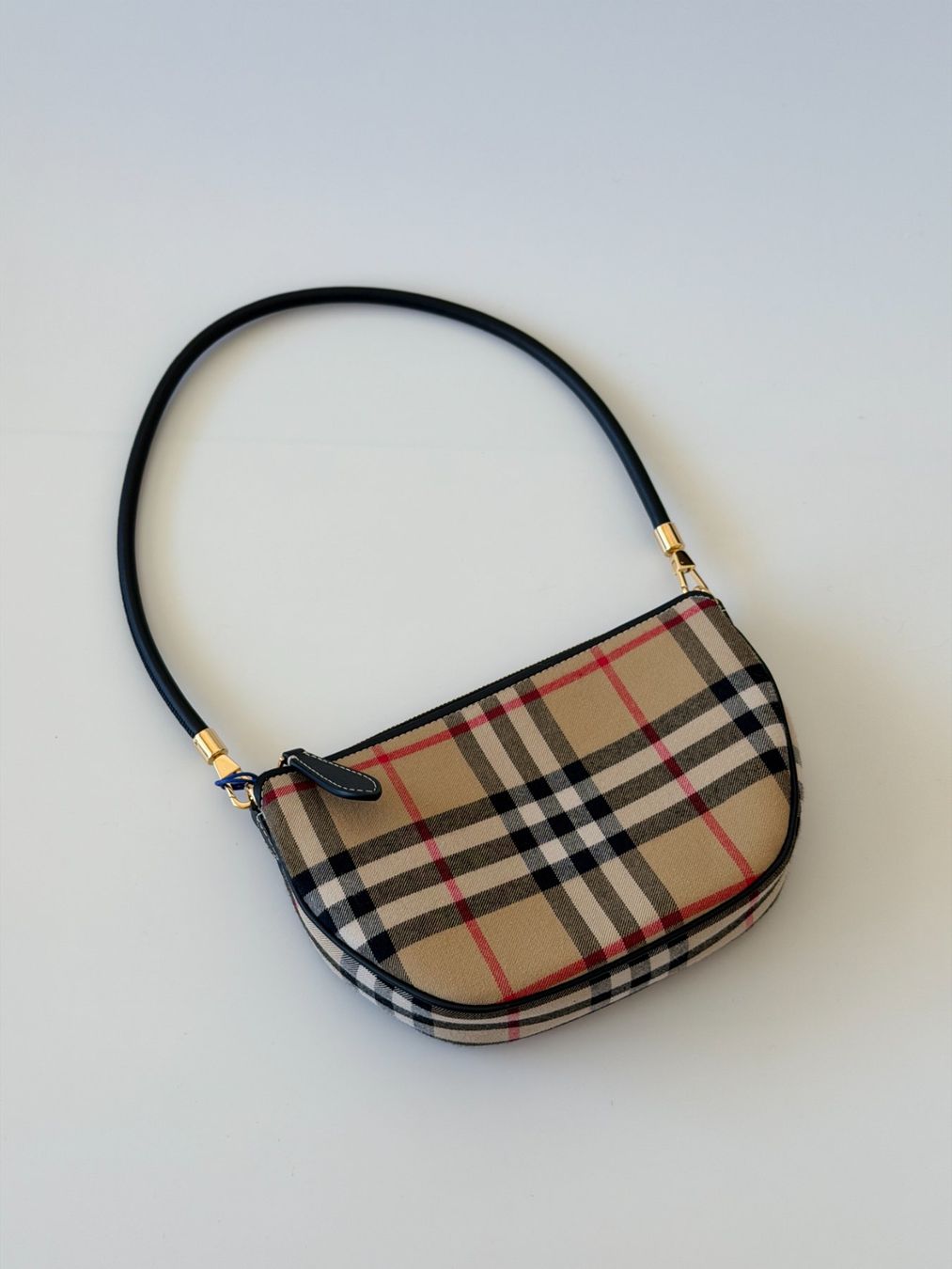 Burberry Taschen für Damen: New bag Burberry – Neu und originalverpackt aus Lugano von juledo