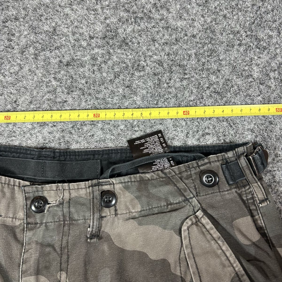 Pantaloni: Camo cargo pants XL  – Usato da La Sagne NE venduto da Matlasape 2