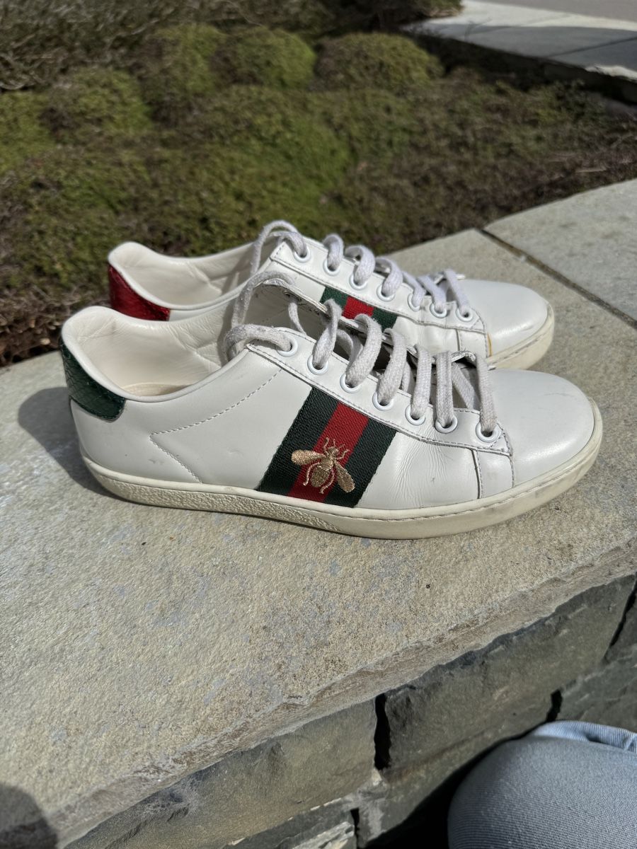 Scarpe da uomo: Gucci Sneaker mit Biene, Gr. 35 – Usato da Wil SG venduto da nicolelhakim