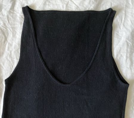 Zartes Stricktop: René Lezard