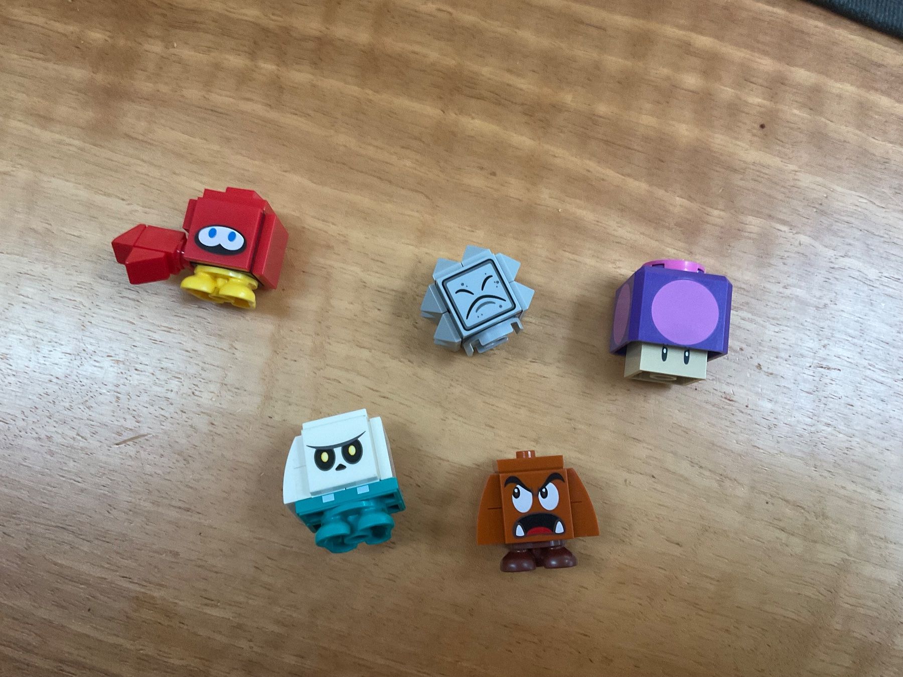 Lego Figurines: Lego Figuren Super Mario – D'occasion à Bad Ragaz par ludomi