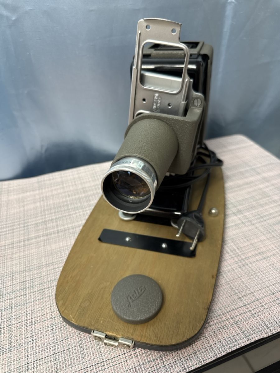 Leitz Fotocamera: Leitz Wetzlar Deutschland – Usato da Grenchen venduto da swiss.antiques 1