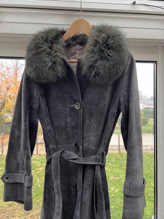 Luxurious Suede Coat with Fur lining & Collar, Size S-M