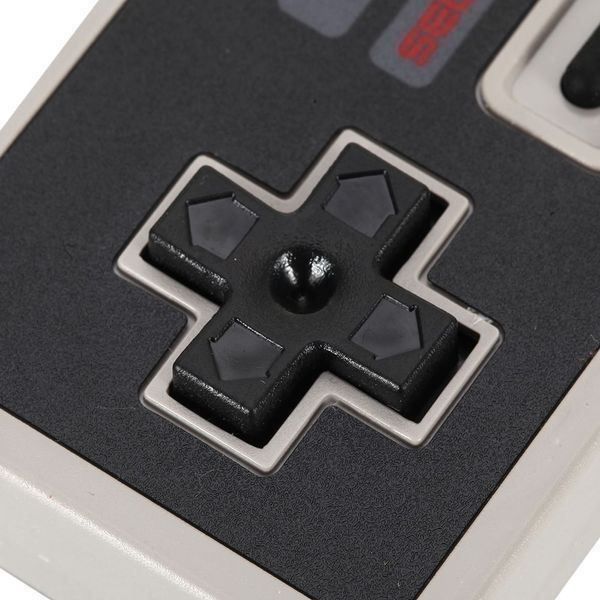Controller: NES Controller Nintendo Classic Mini – Nuovo (secondo la descrizione) da Thun venduto da nuonuo 3