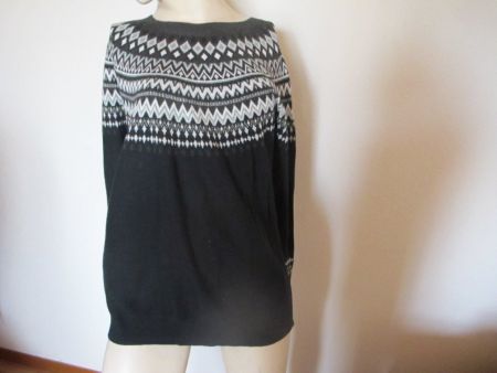 schöner Pullover im skandinavischen Stil Gr. L