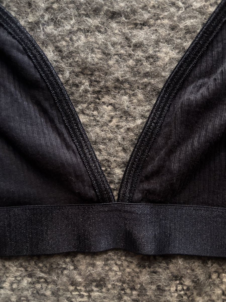 Weekday Altra biancheria intima: Aurora Soft Bra, S, von Weekday  – Usato da Zürich venduto da cla_v6hx 3