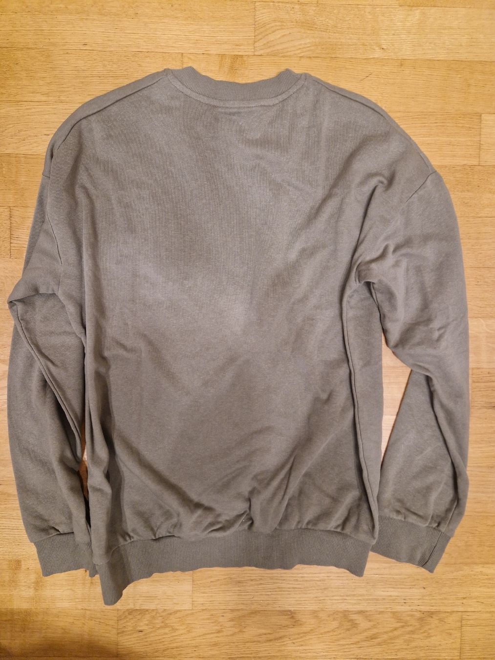 H&M Maglioni & Felpe: Pull H&M "Gamer" - Taille 170 – Usato da Penthaz venduto da Sosotroc 1