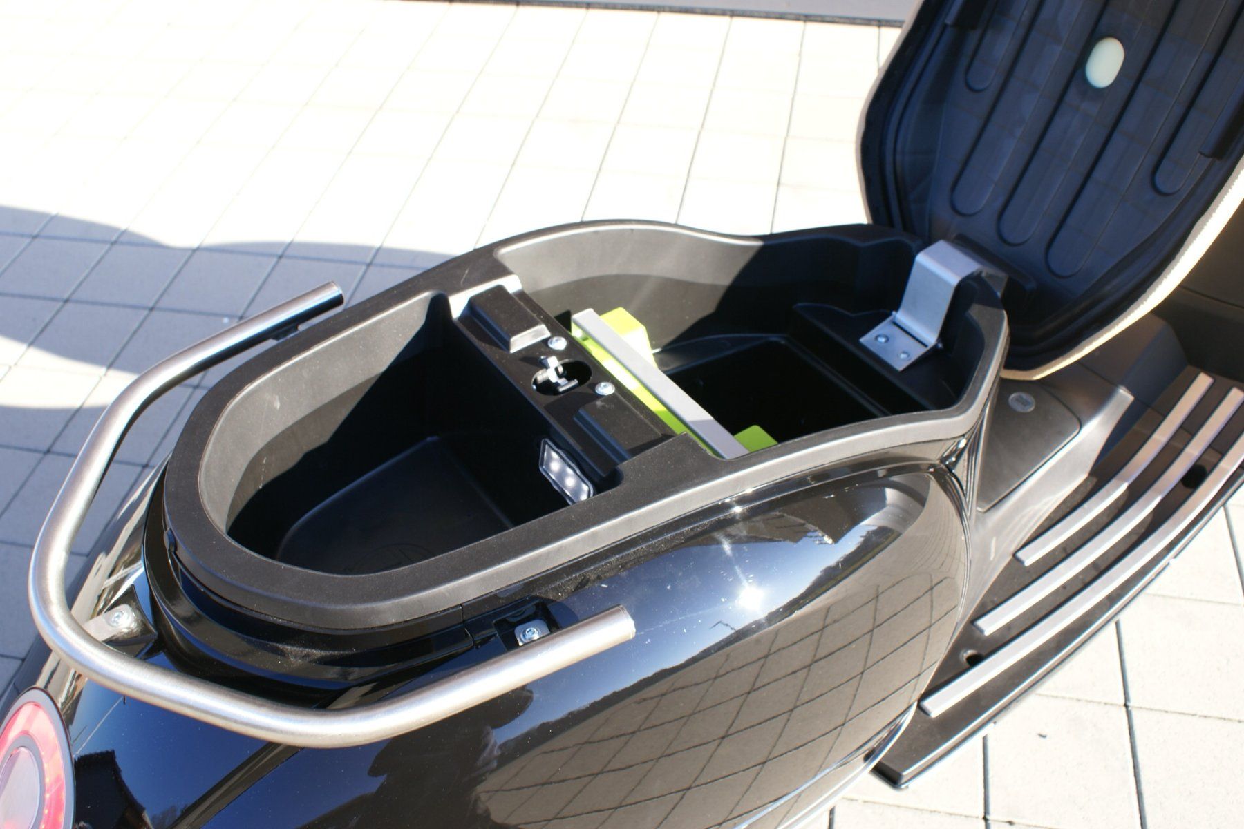 Scooter: Ausstellungsmodell E-Roller 45km/h neu mit 50% Rabatt – Usato da Seewen SO venduto da Eliane-Nora 6
