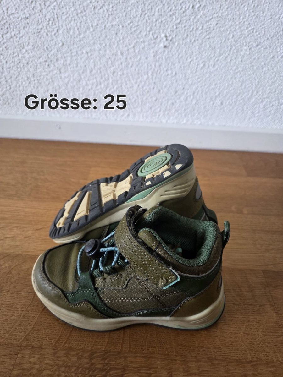 Schuhe für Jungen: Kinder Schuhe 23, 25, 26, 27 – Gebraucht aus Merenschwand von s_19le20 7
