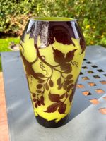 Daum Nancy Vase mit Traubenblätter