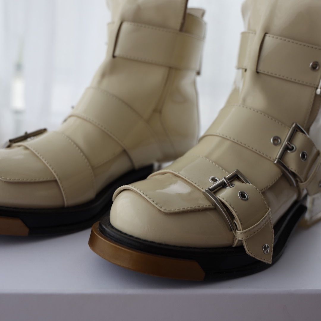 Alexander Mcqueen Scarpe da donna: Alexander McQueen boots – Usato da Cham venduto da dadadel 2