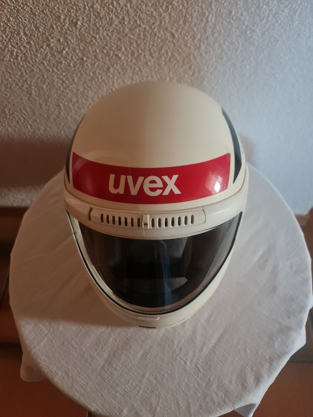 Uvex Caschi & visiere: Uvex Motorradhelm   in grösse M/57 – Usato da triengen venduto da fad_g29d 1
