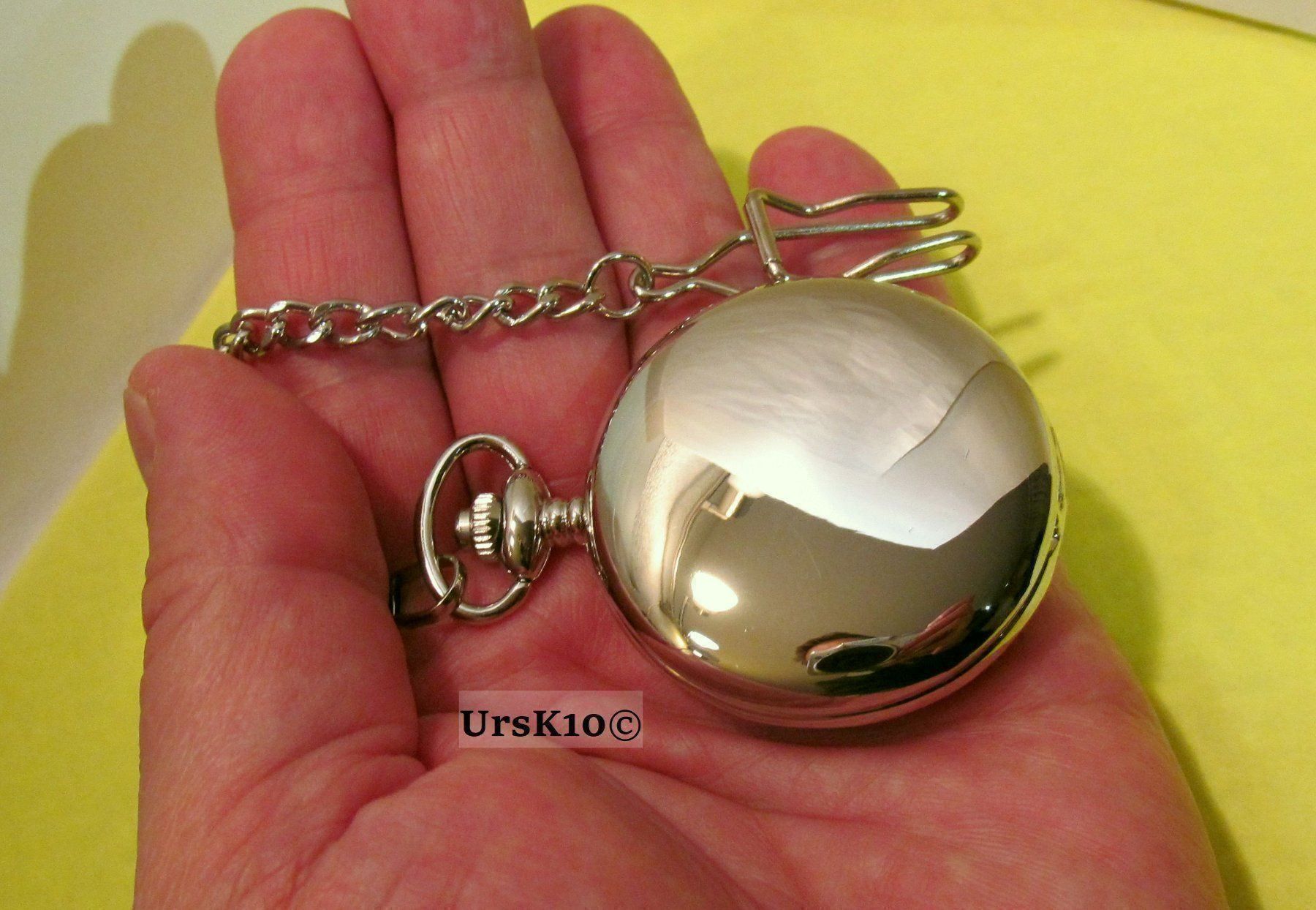Uhren: Taschenuhr mit Springdeckel silber glänzend mit Kette – Neu und originalverpackt aus St. Margarethen TG von ursk10 3