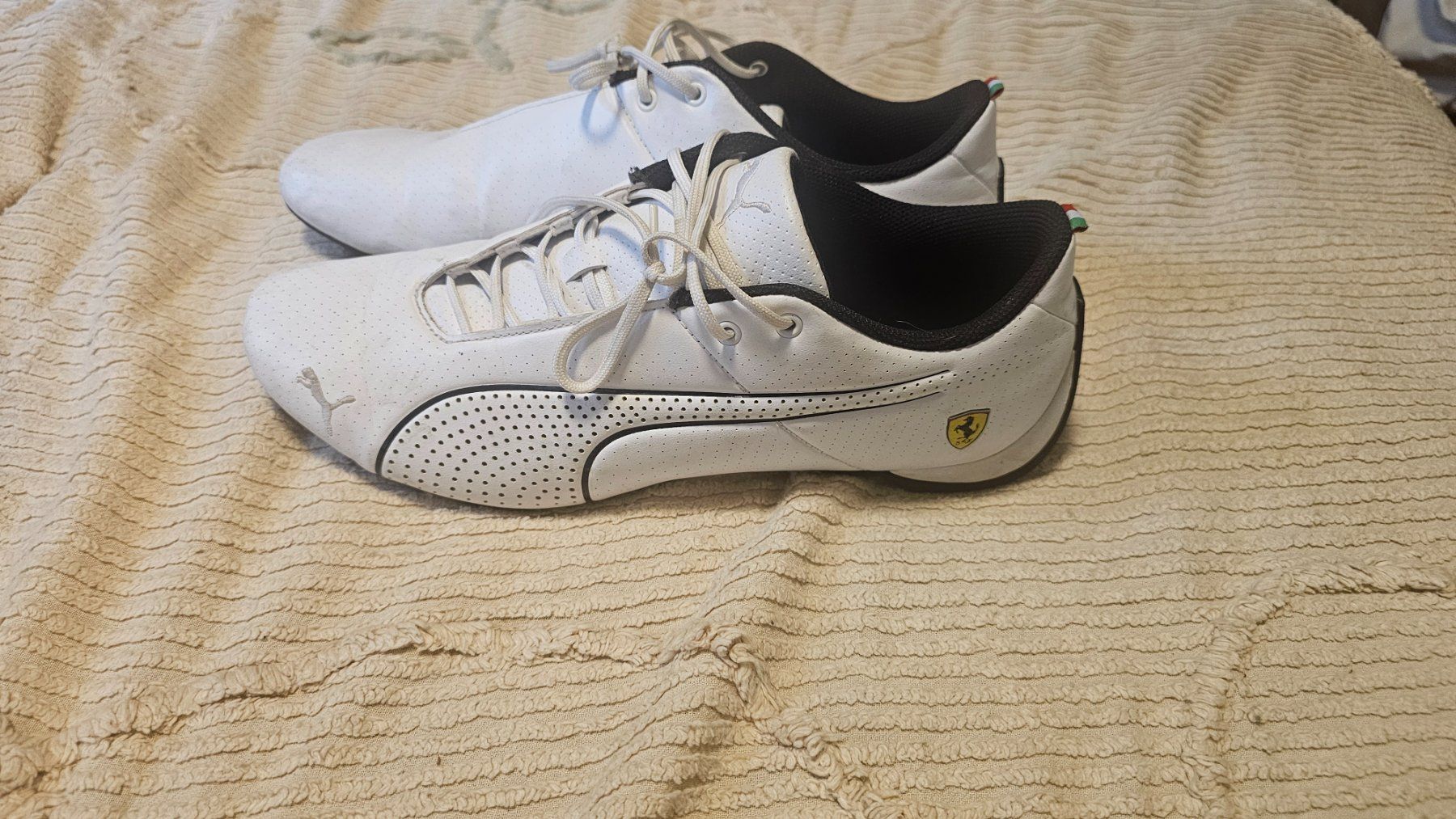 Puma Herrenschuhe: Puma Ferrari baskets – Gebraucht aus Etoy von angi020