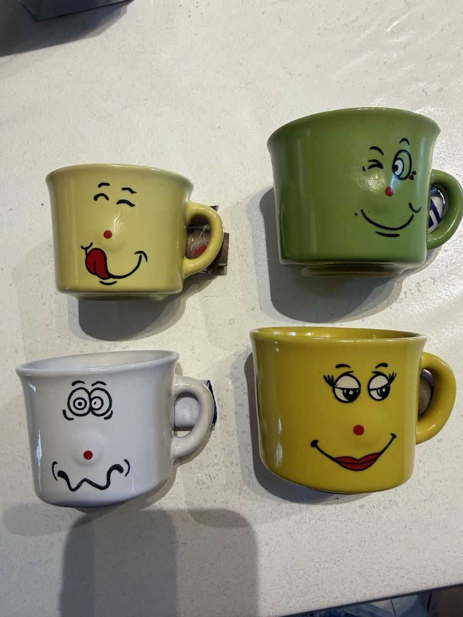 Tazze: Lot de 4 tasses à café  – Nuovo (secondo la descrizione) da Concise venduto da mauranou._