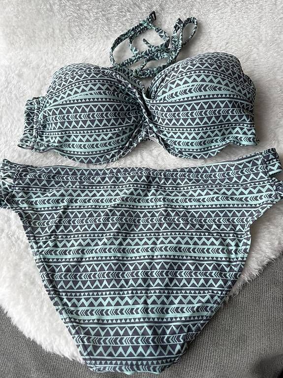Costumi da bagno & Bikini: Venice Beach Bikini Bandeau 40C – Usato da Wilen b. Wollerau venduto da chocolady 4