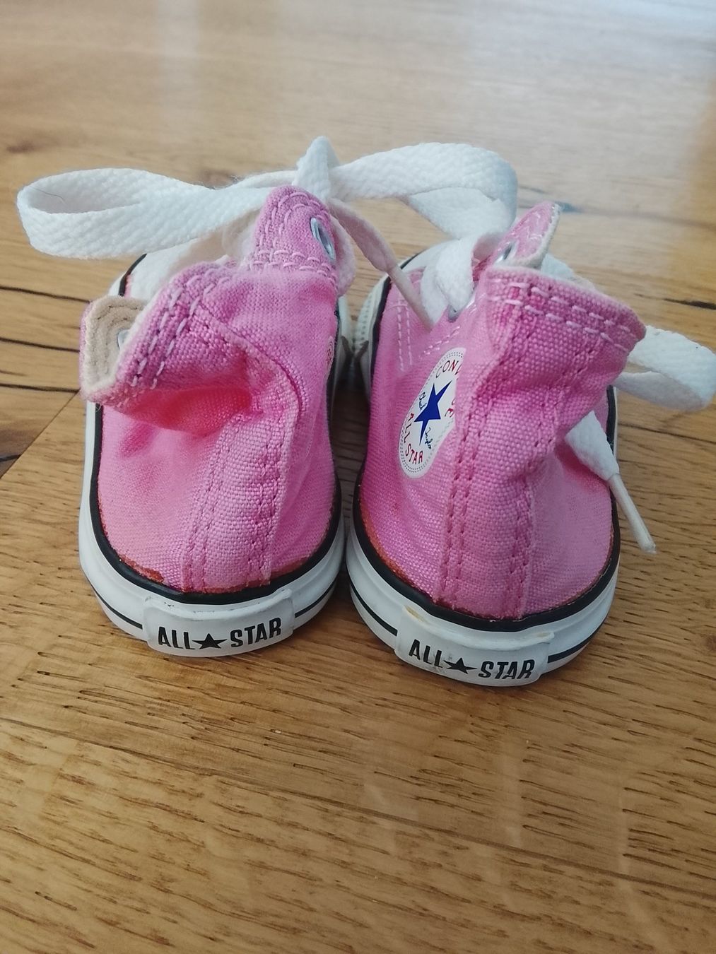 Converse Scarpe per ragazzi: Babyschuhe Converse (neu) – Nuovo (secondo la descrizione) da St. Gallen venduto da Okonomyiaki 2