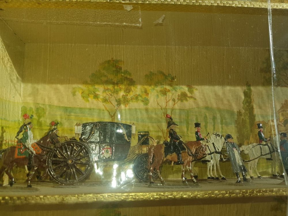 Diligence Et Soldats De Plomb CBG – 4 Personnages, Jouet Ancien (état Correct)