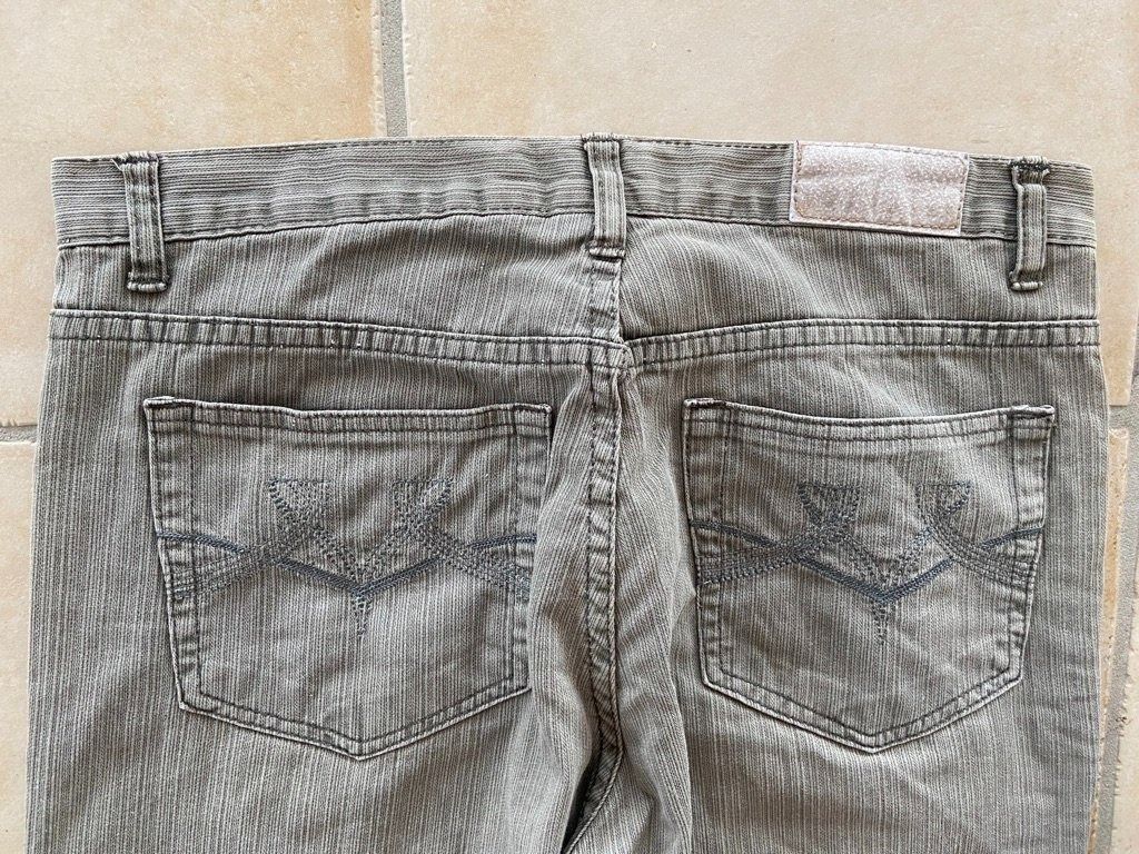 Pantaloni: Damen Hose Ragz Grösse 32 – Usato da Beatenberg venduto da buy2you 5