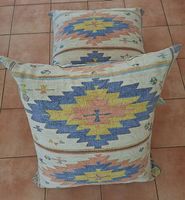 Coussins motif kilim kelim 2x35x60x60 et 1x35x35x10