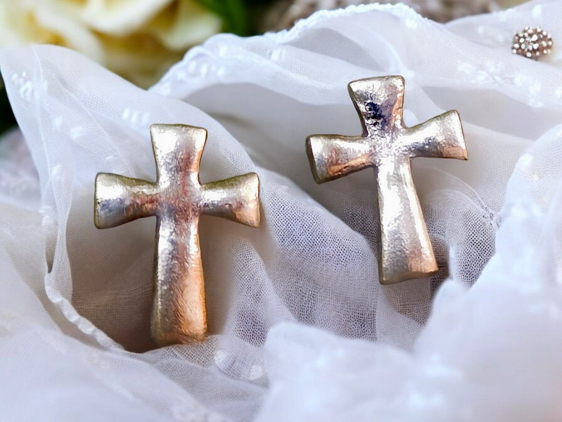 Orecchini pendenti & Orecchini a lobo: Ohrstecker Kreuz aus Bronze – Nuovo e nell'imballaggio originale da Aarau venduto da Schmuckhoehle_MD 6