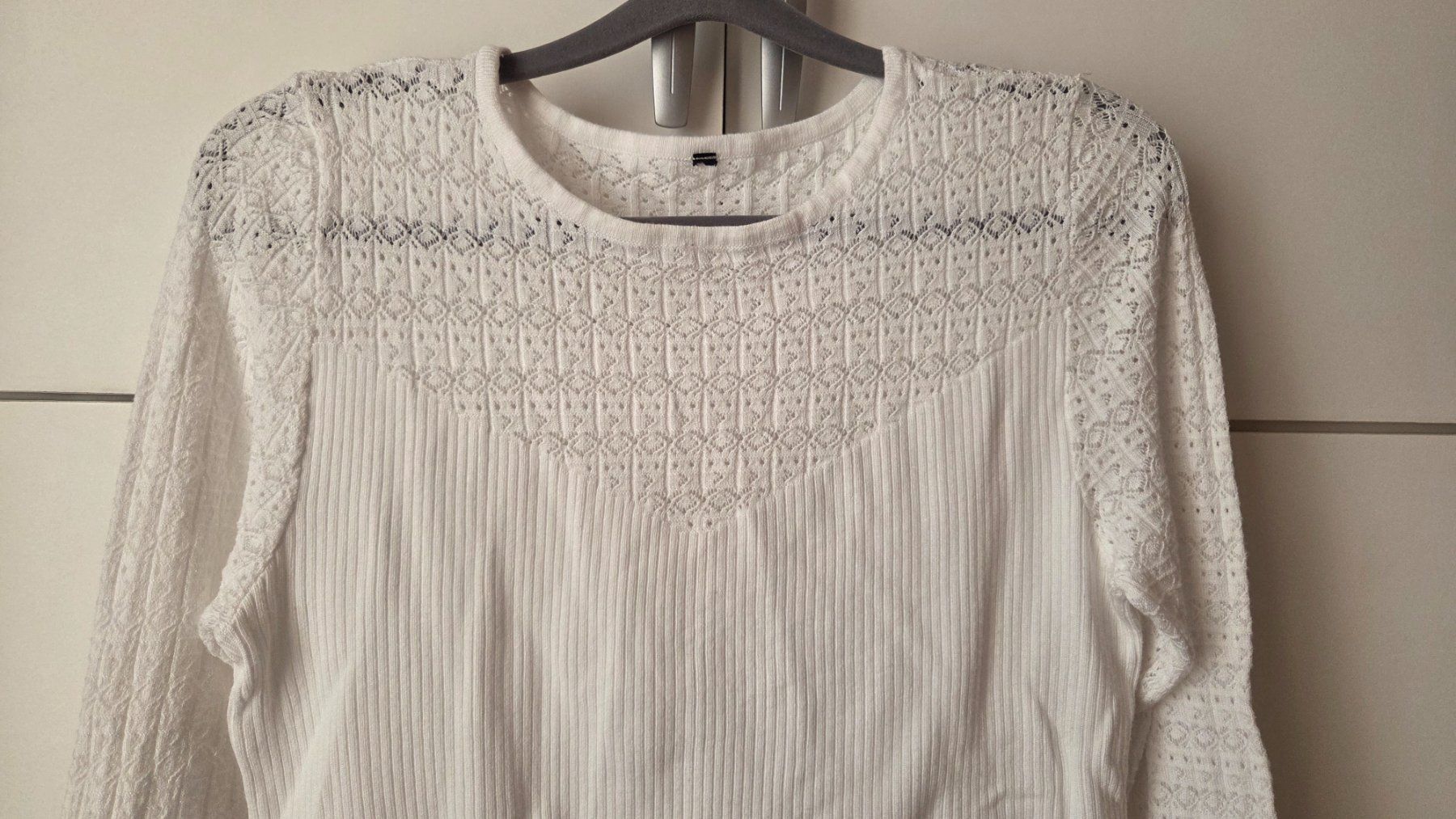 Maglioni & Felpe: Schöner Feinstrick Pullover Gr. XL – Usato da Weggis venduto da Leeclipse 1