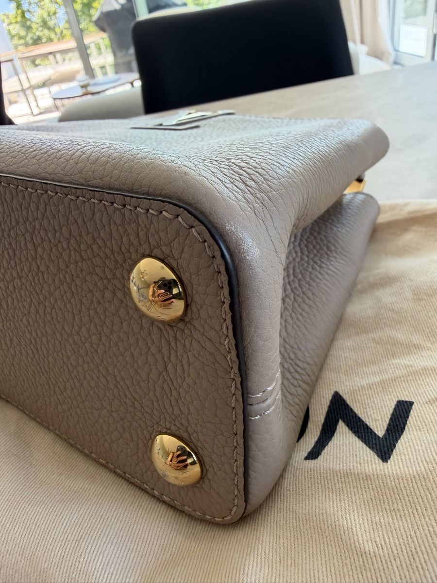 Borse da donna: Louis Vuitton Capucines BB – Usato da Pully venduto da HOTMI00 9