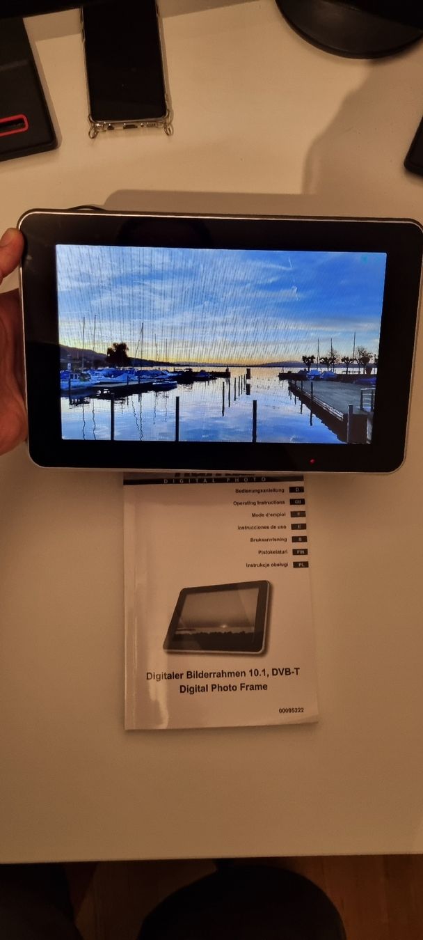Tablet PC: Digitaler Bilderrahmen Hama – Usato da Reichenburg venduto da Mede04