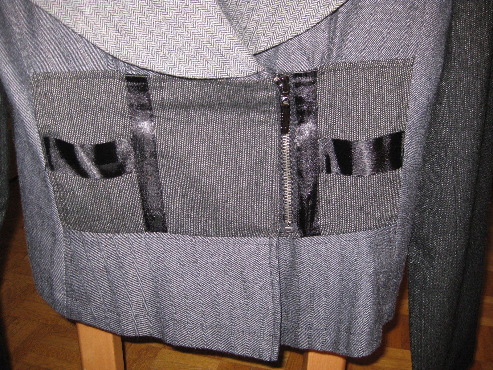 Giacche: Elégant blazer gris – Nuovo (secondo la descrizione) da Le Mont-sur-Lausanne venduto da olatiu 3