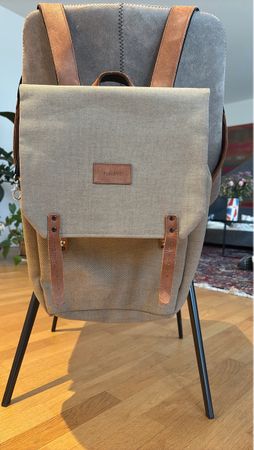 Rucksack beige mit Leder und Textil