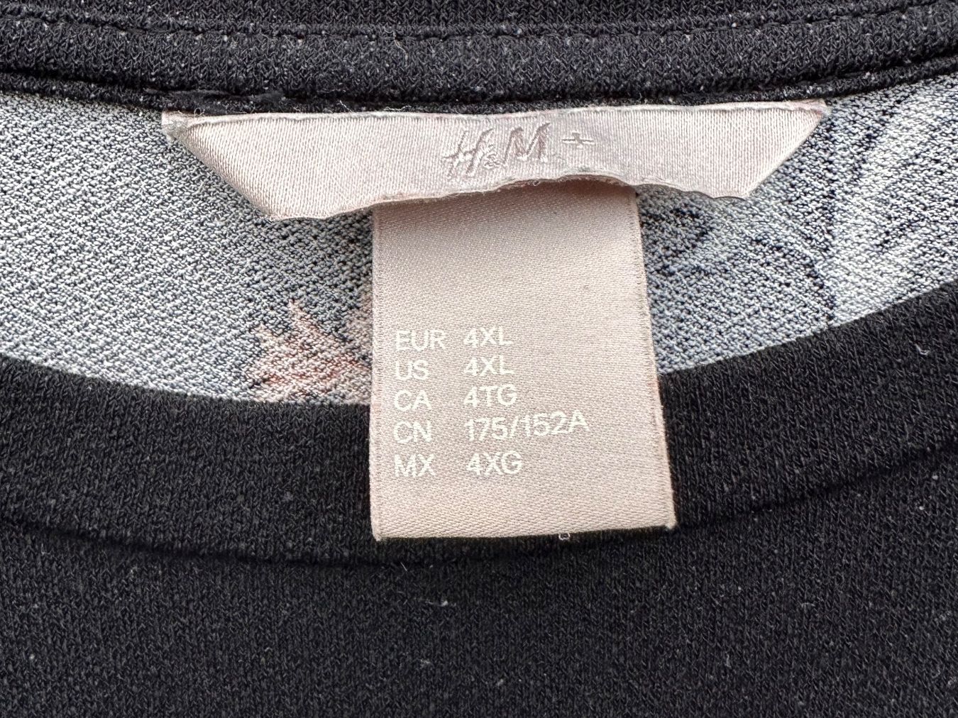 H&M Vestiti: 2Kleider mit Blumen Grösse 4XL – Usato da Tannay venduto da naxos66 4