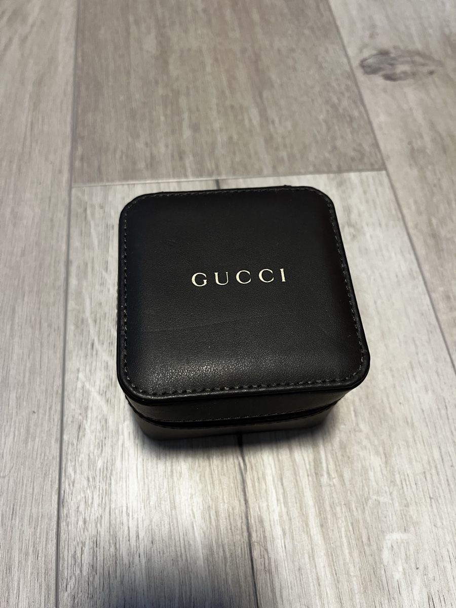 Gucci Orologi: Gucci GG2570 XL – Nuovo (secondo la descrizione) da Olten venduto da F19__ 3