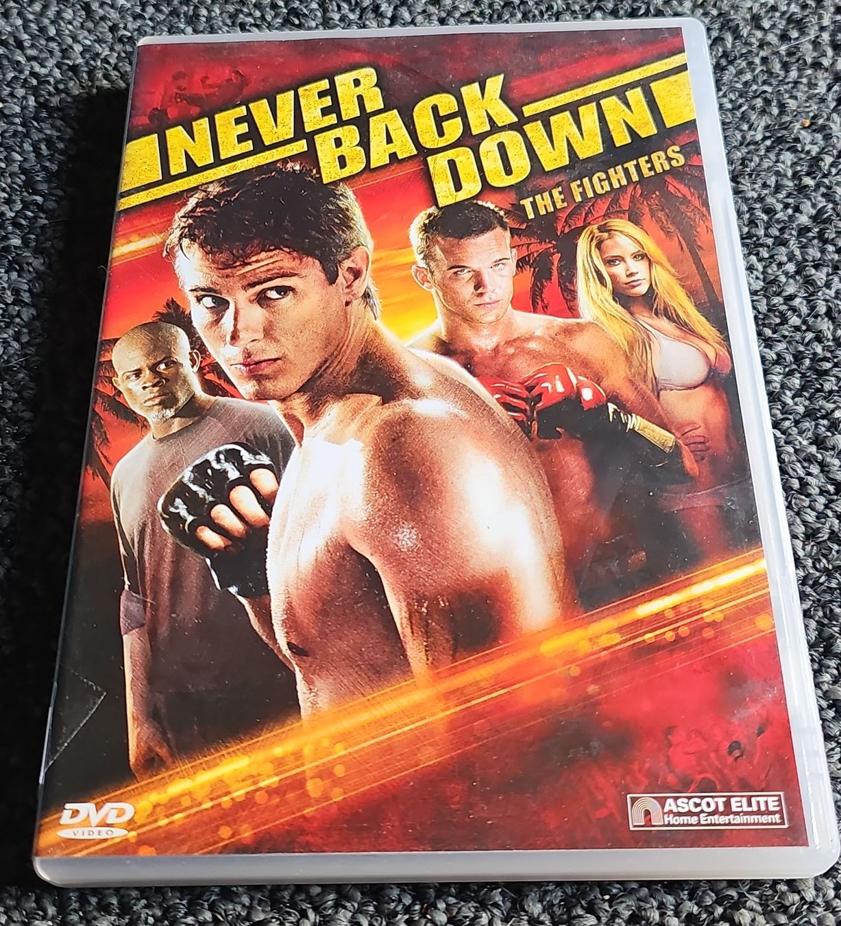 Tous les DVDs: DVD Never Back Down (23178) – D'occasion à Ruswil par jan_bxl5
