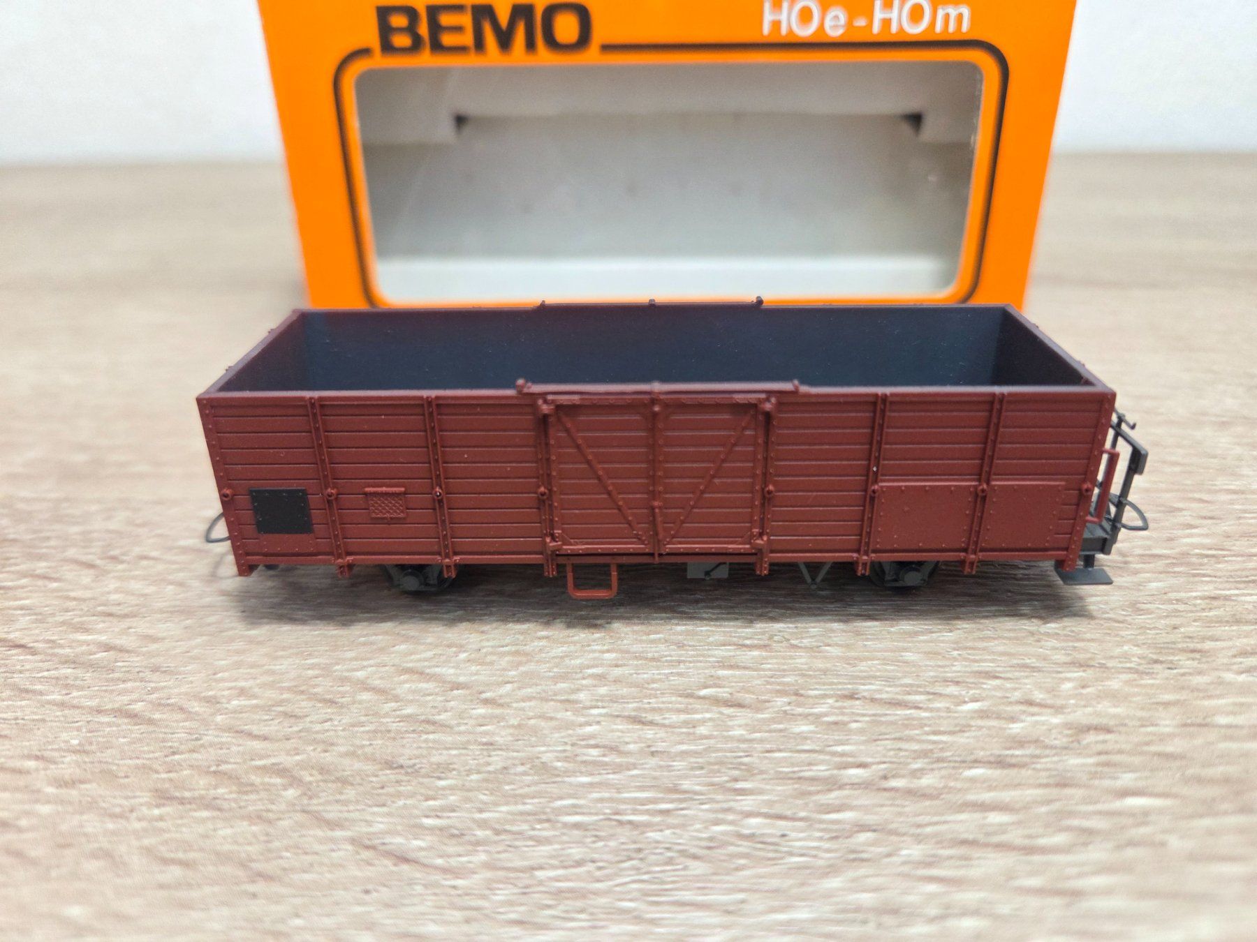 Bemo Modelleisenbahnen: Bemo 2251 Güterwagen RhB H0m – Gebraucht aus St-Aubin-Sauges von Lo_Go 1