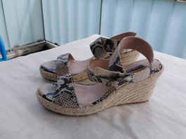 Sandale STUART WEITZMAN,neuwertig,Gr.38,5,90 Fr,NP 460 Fr.