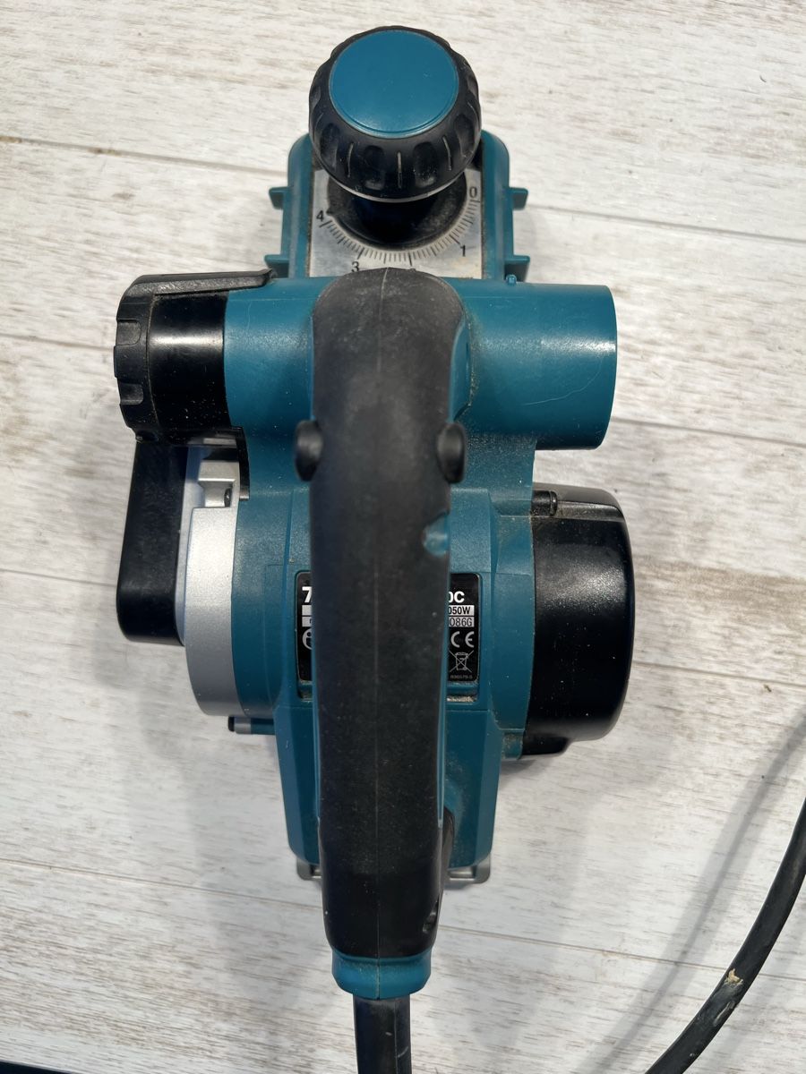 Makita Toutes les machines: Makita KP 0810C – D'occasion à Huttwil par luk_9tdh 1