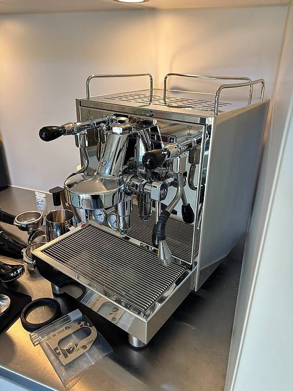 Bezzera Macchine per caffè & Macchine per espresso: Bezzera Magica S MN PID – Usato da Luzern venduto da aanngguu 1