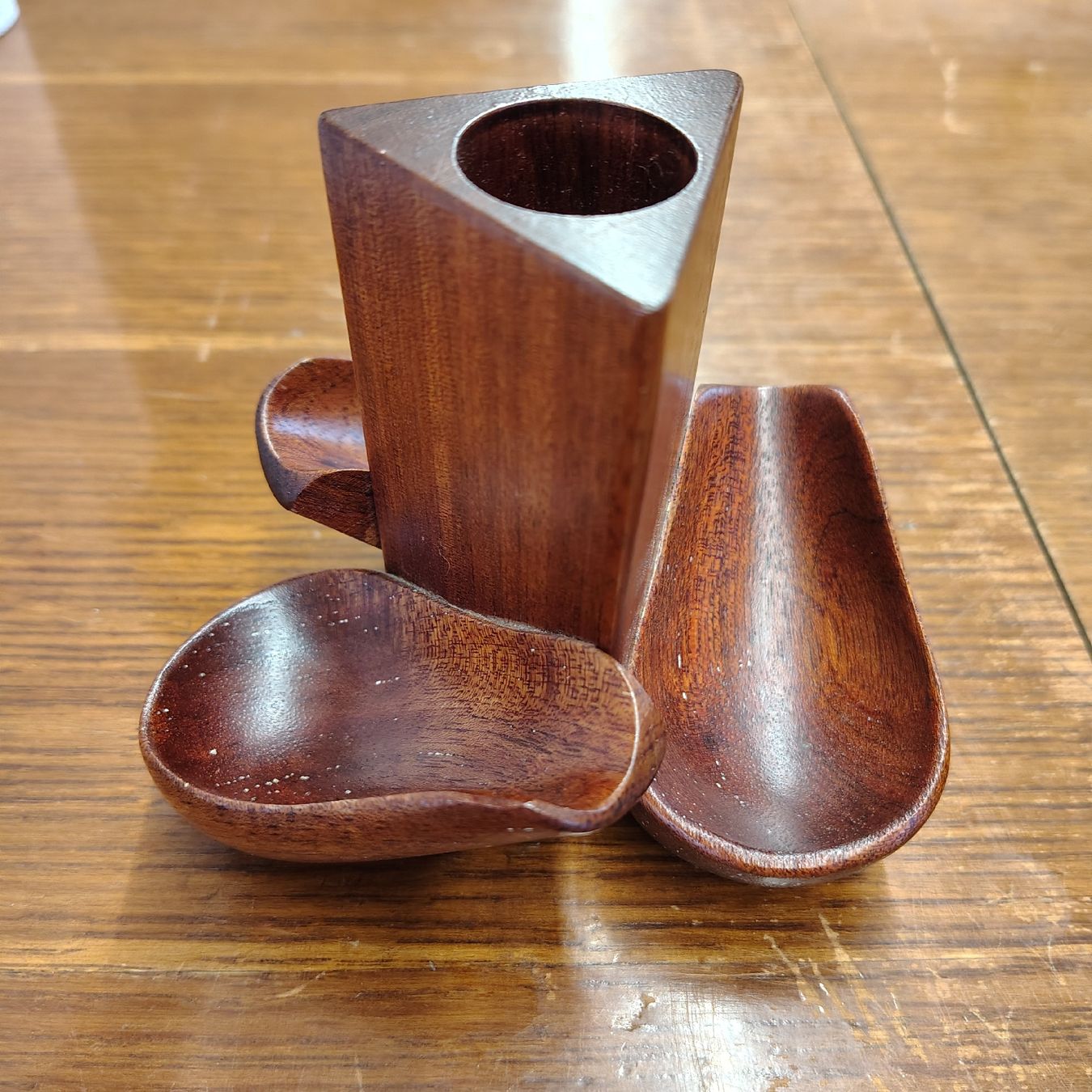 Pipes & Accessoires: 1960's Ro-El Pipe Stand – D'occasion à maroggia par tondo_Music