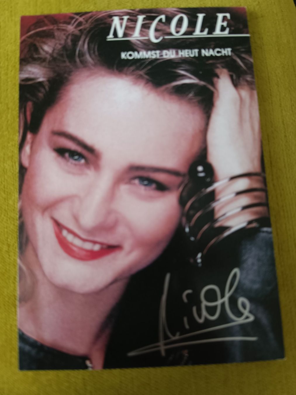 Autografi: Nicole - handsigniert – Usato da Menziken venduto da Artographs