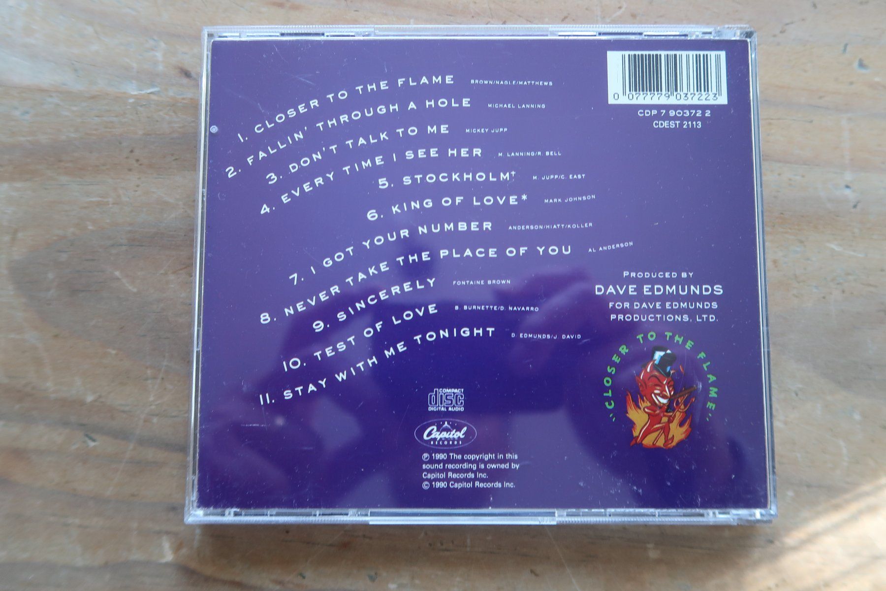 CD: DAVE EDMUNDS - CLOSER TO THE FLAME - CD – Usato da Basel venduto da Patiscat 1