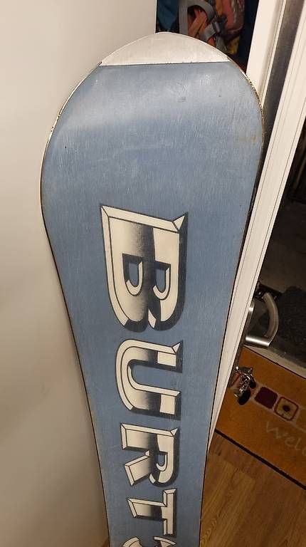 Board: Altes snowboard  – Usato da Greifensee venduto da Thomy_008 4