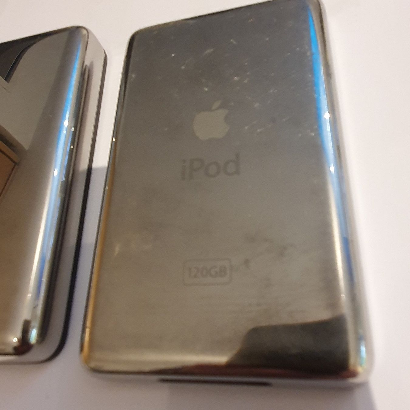Apple Tragbarer Mediaplayer: Ipod 120GB Model A1238 – Gebraucht aus Riehen von  6