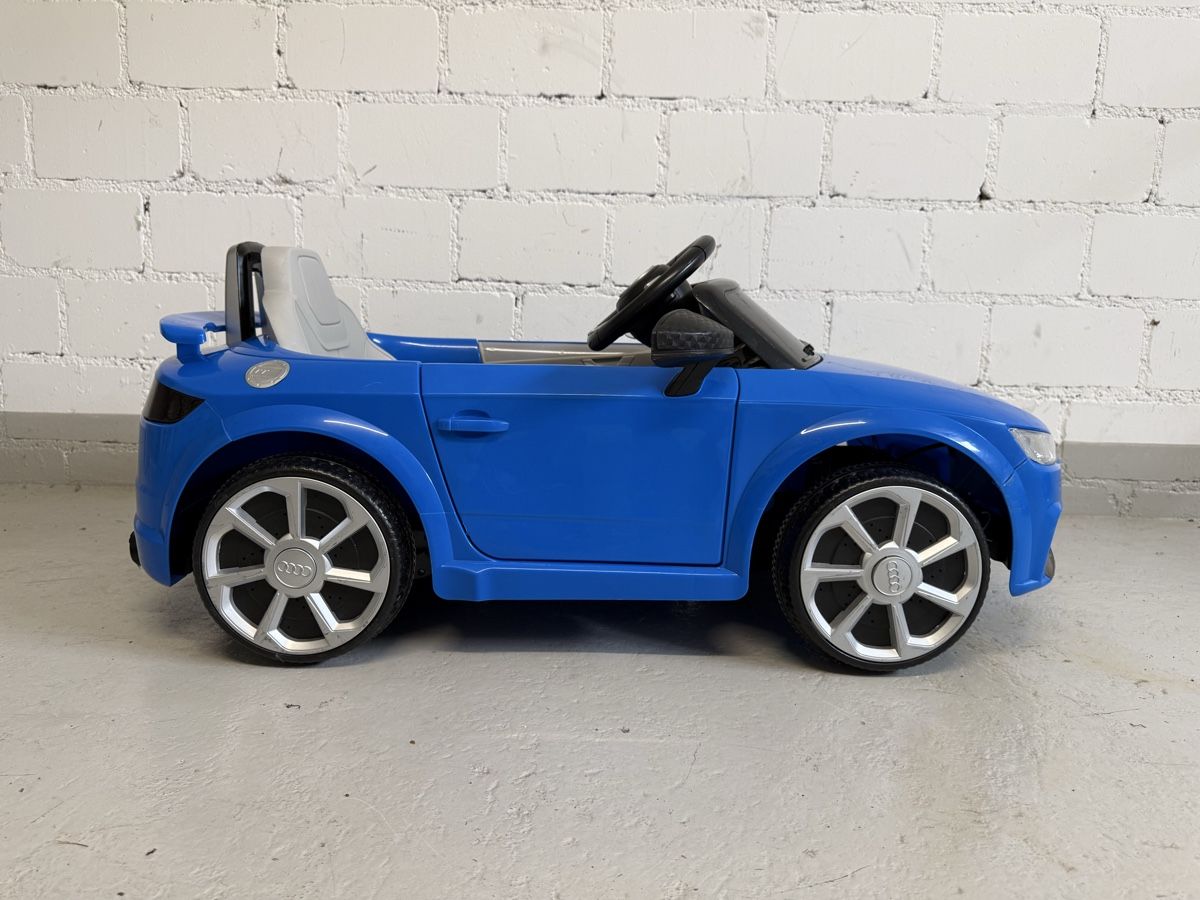 Veicoli per bambini: Audi TT RS Elektroauto mit Fernbedienung – Nuovo (secondo la descrizione) da Richenthal venduto da Megilein95 6