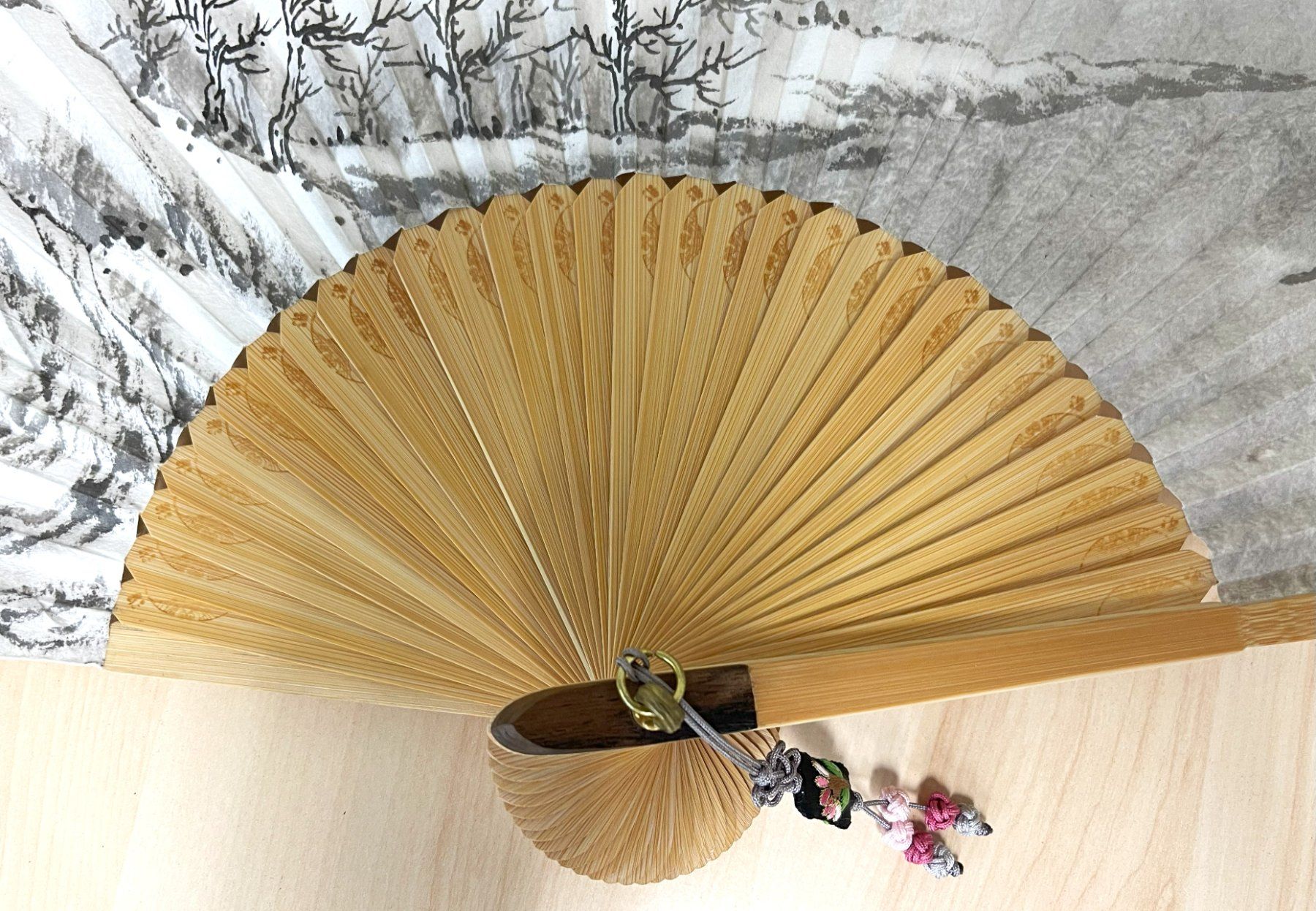 Tutte le decorazioni: Chinese Hand Fan - Fächer – Usato da Oftringen venduto da vuc_frq6 1